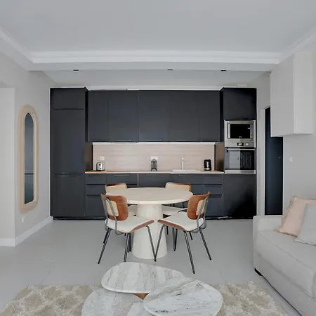 Modern -accor Arena Bercy 1br-4p